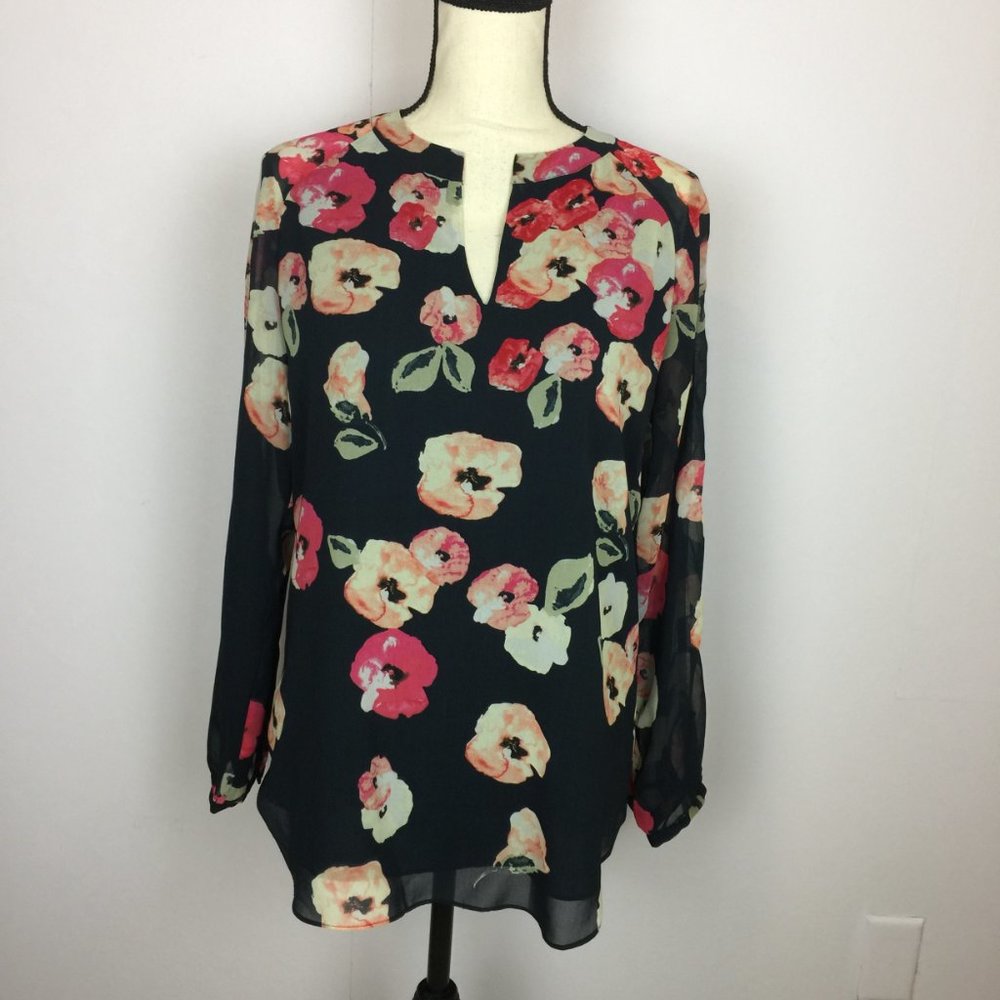 CAbi Tunic Blouse Top Size S Womans Navy Blue Floral Chiffon 3/4 Sleeve #971 - Picture 2 of 14